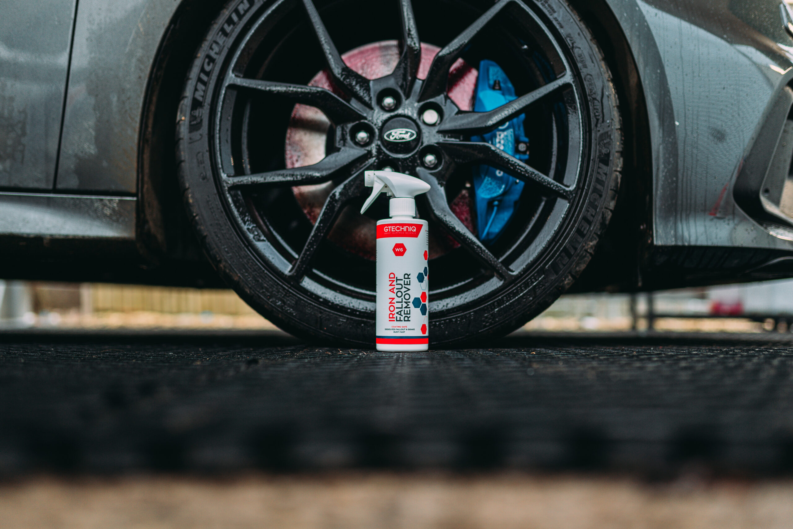 Why Use Gtechniq’s W6 Iron Removing Wheel & Paint Cleaner?