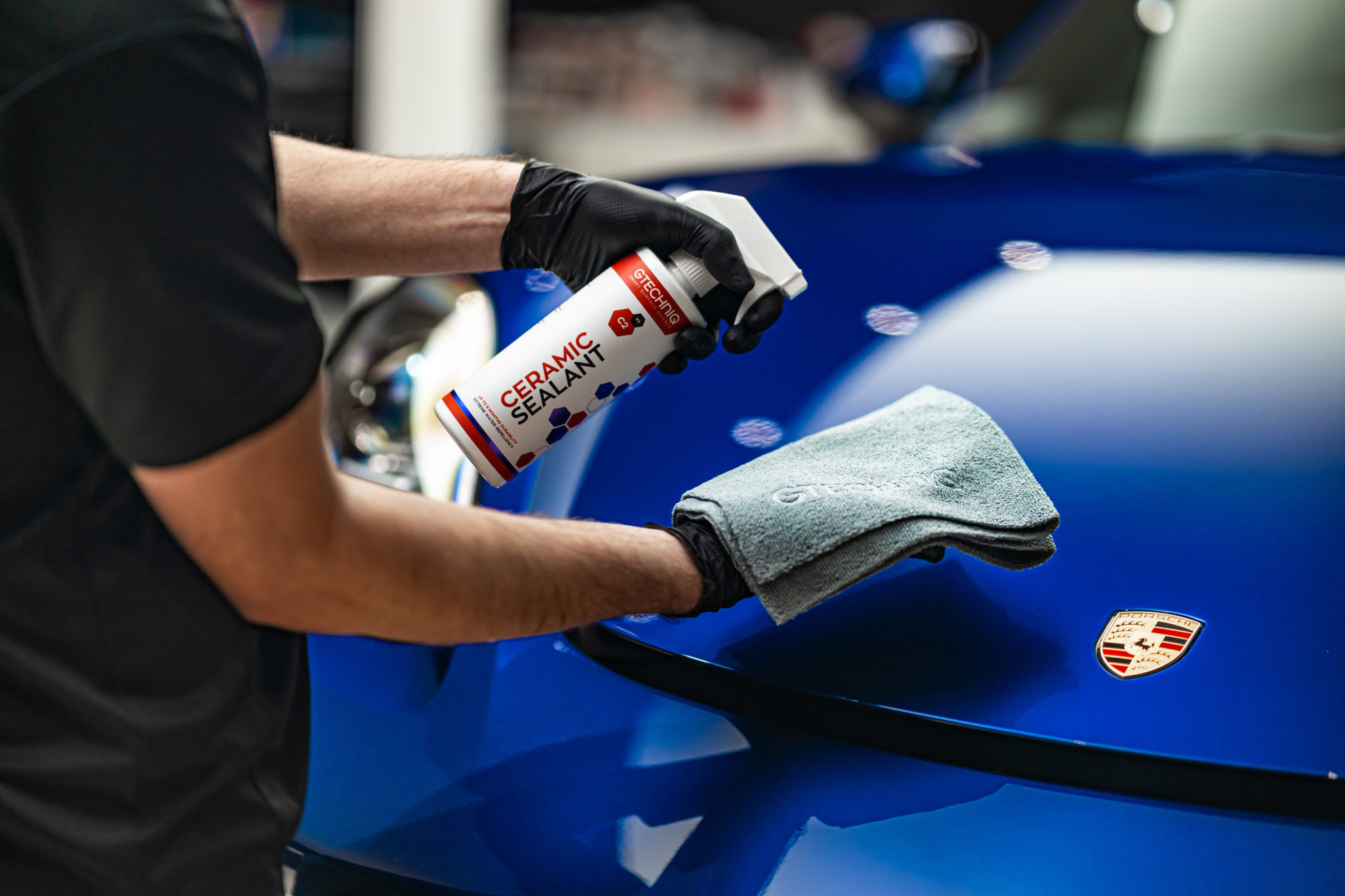 Wax vs. Ceramic Sealants GTECHNIQ